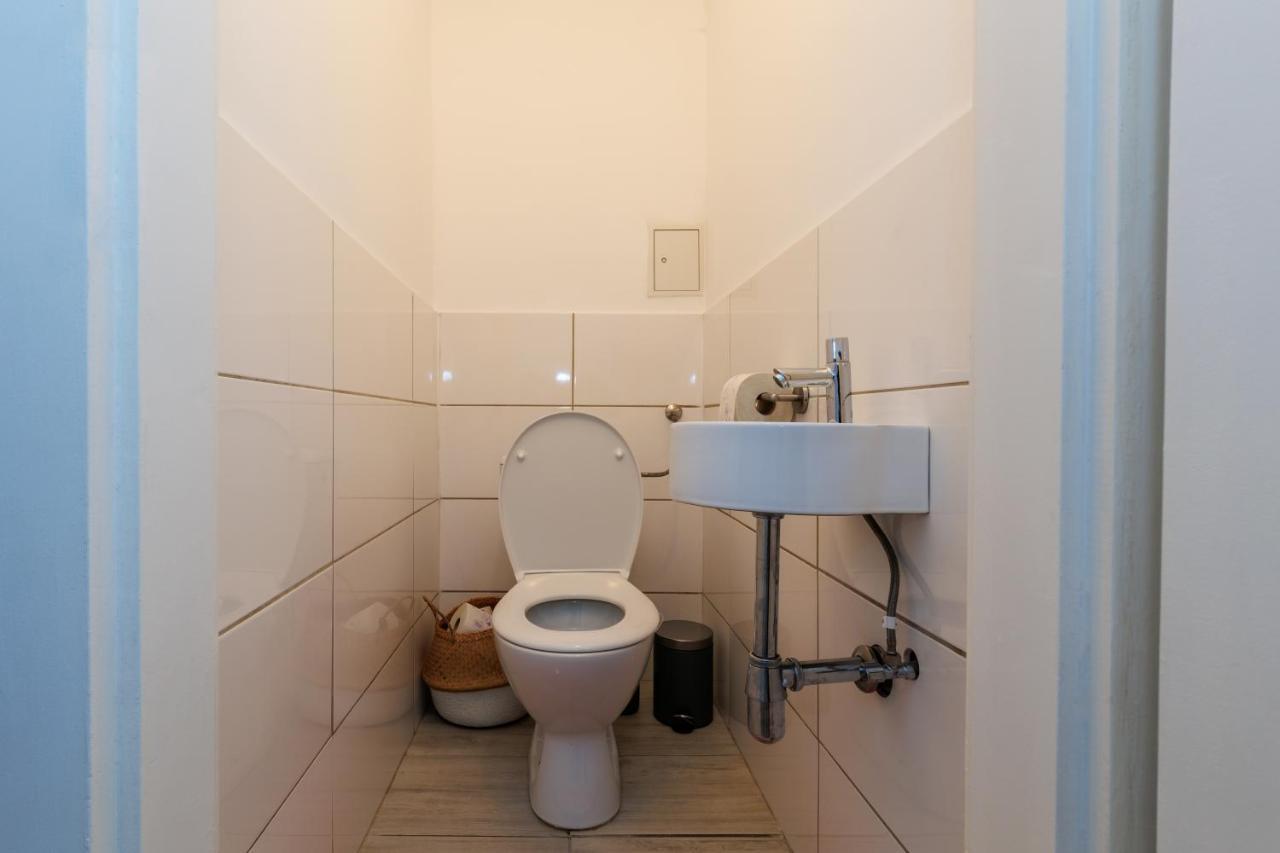 Cosy Brand New Apartment Вена Экстерьер фото